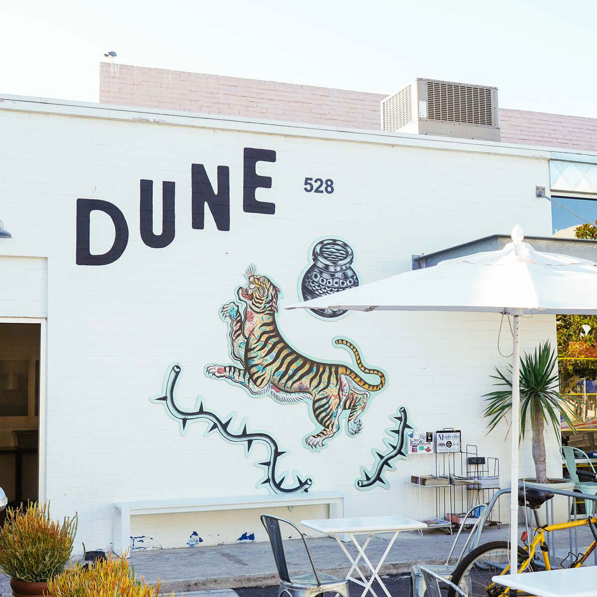 Dune Coffee Roasters venue photograph